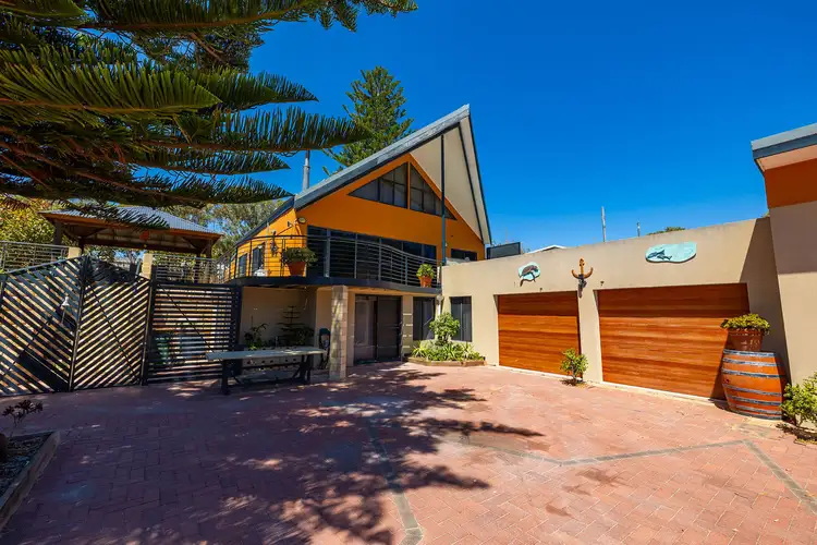 37 Gingin Road, Lancelin WA 6044