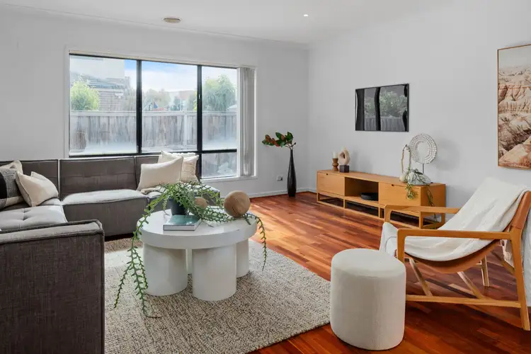 Second view of Homely house listing, 33 Doherty Way, Lalor VIC 3075