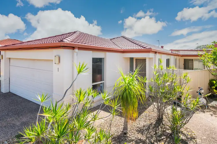 1/14 Gemma Gld, Labrador QLD 4215