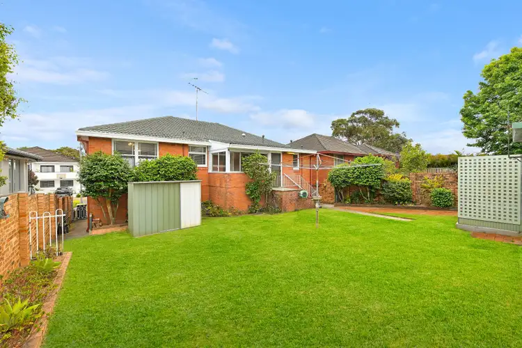 Second view of Homely house listing, 5 Byrne Avenue, South Coogee NSW 2034