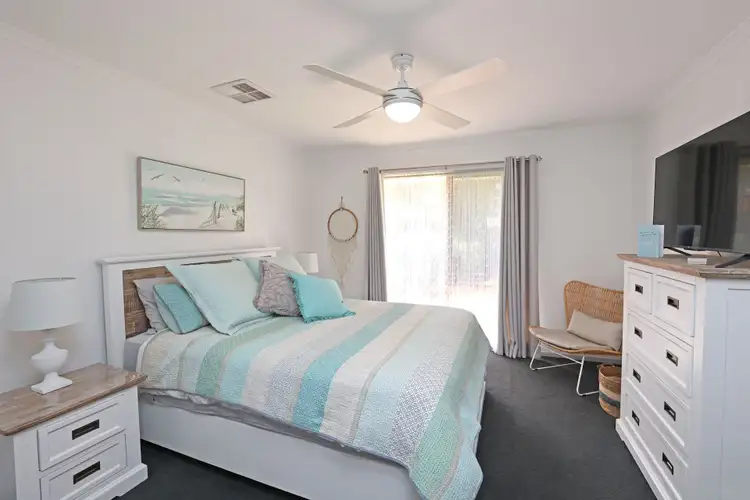 Fifth view of Homely house listing, 17 Helen Court, Mildura VIC 3500