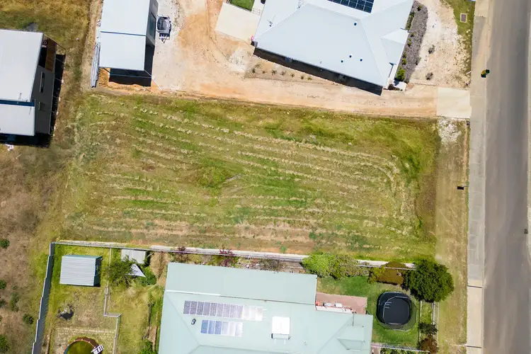 14 Hitchcock Drive, Nannup WA 6275