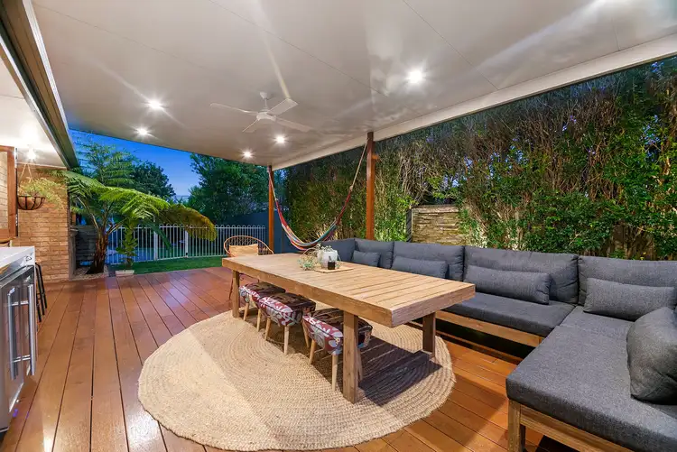 33 Lakeridge Drive, Varsity Lakes QLD 4227