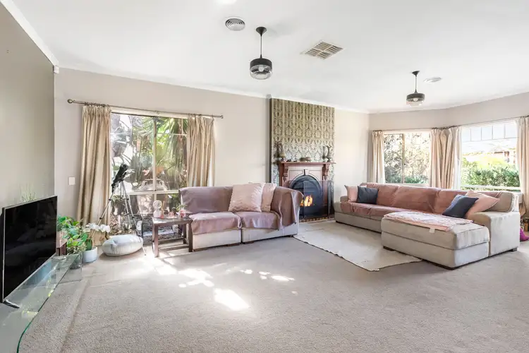 Sixth view of Homely house listing, 19 Heatherwood Grove, Langwarrin VIC 3910