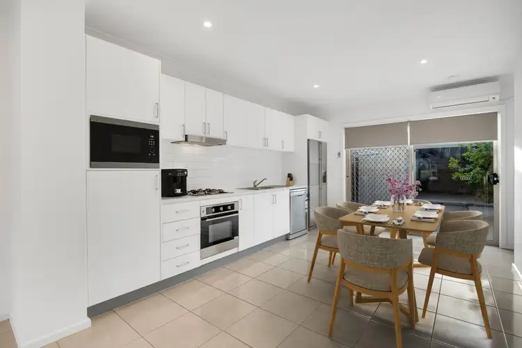 Fifth view of Homely house listing, 14 Ivy Place, Craigieburn VIC 3064