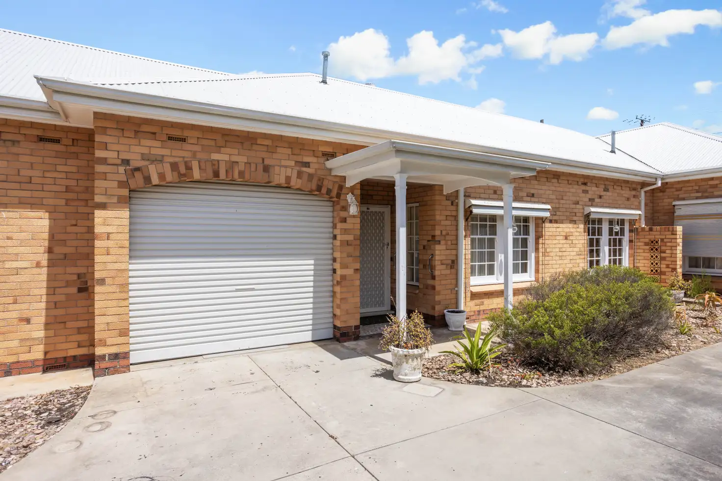 Main view of Homely unit listing, 2/99 Military Road, West Beach SA 5024