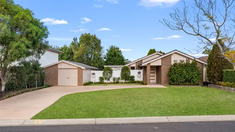 30 Sebastian Avenue, Rosemeadow NSW 2560