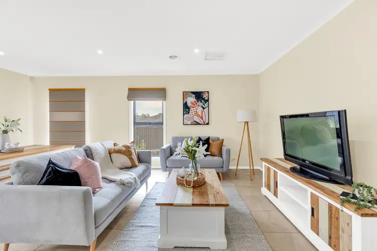 Sixth view of Homely house listing, 18 Mundi Crescent, Manor Lakes VIC 3024