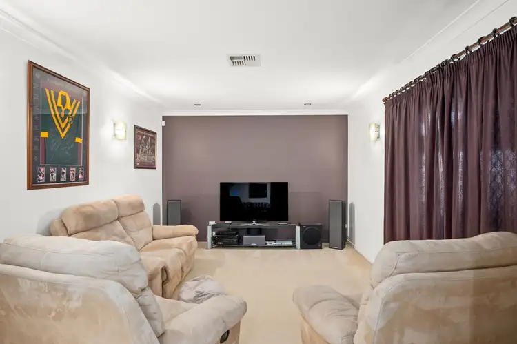 Fifth view of Homely house listing, 8 Jack Place, Kuraby QLD 4112