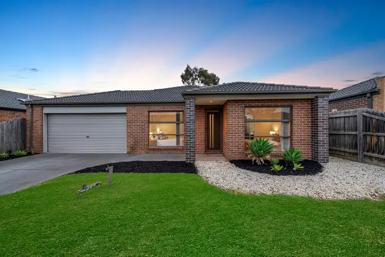 40 Melissa Way, Pakenham VIC 3810