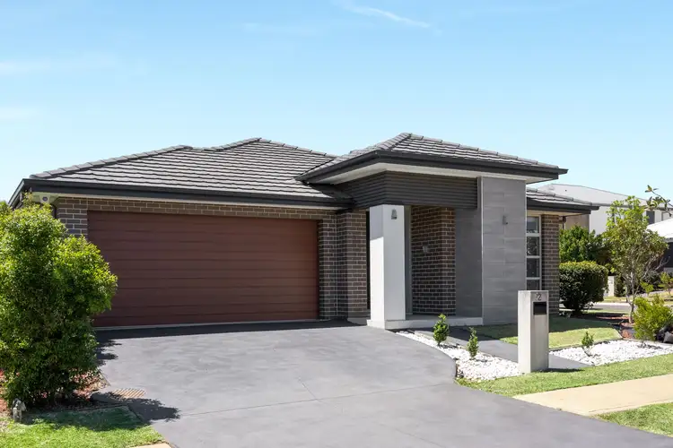 2 Casey Street