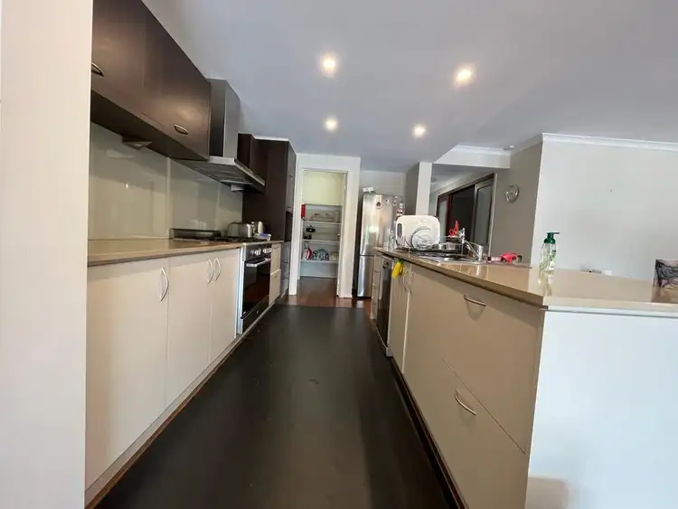 Fourth view of Homely house listing, 10 Redcliffe Parade, Tarneit VIC 3029