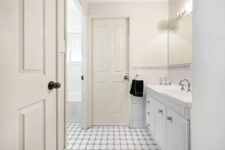 Sixth view of Homely house listing, 7 Bryan Street, Tamworth NSW 2340