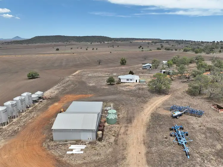 593 MUNNS Road, Baradine NSW 2396