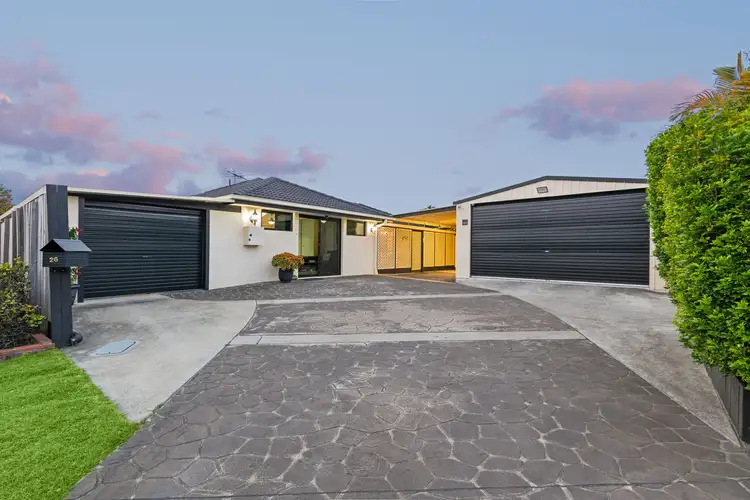 26 Yellowstone Place, Parkinson QLD 4115
