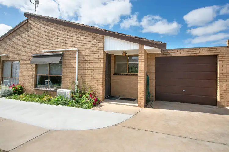 Second view of Homely apartment listing, 3/98 Beveridge Street, Swan Hill VIC 3585
