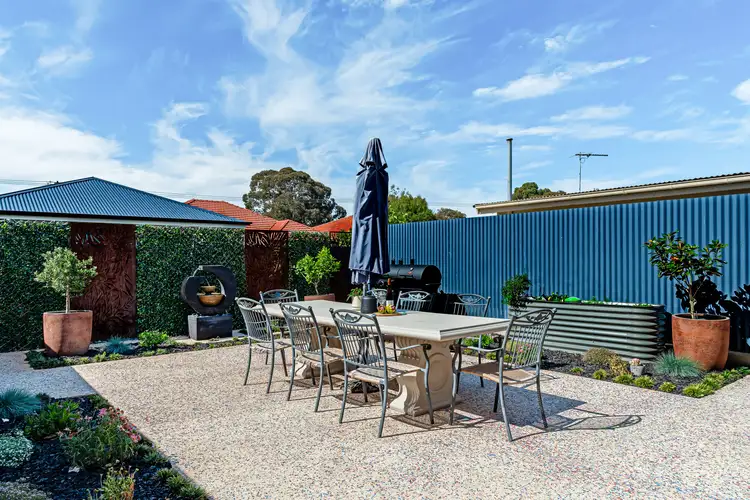 11A Second Avenue, Seaton SA 5023