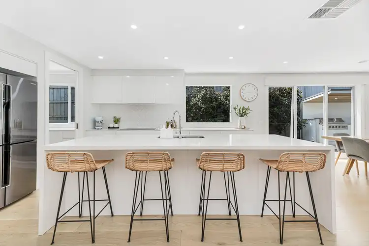 Fifth view of Homely house listing, 10 Earnley Way, Officer VIC 3809