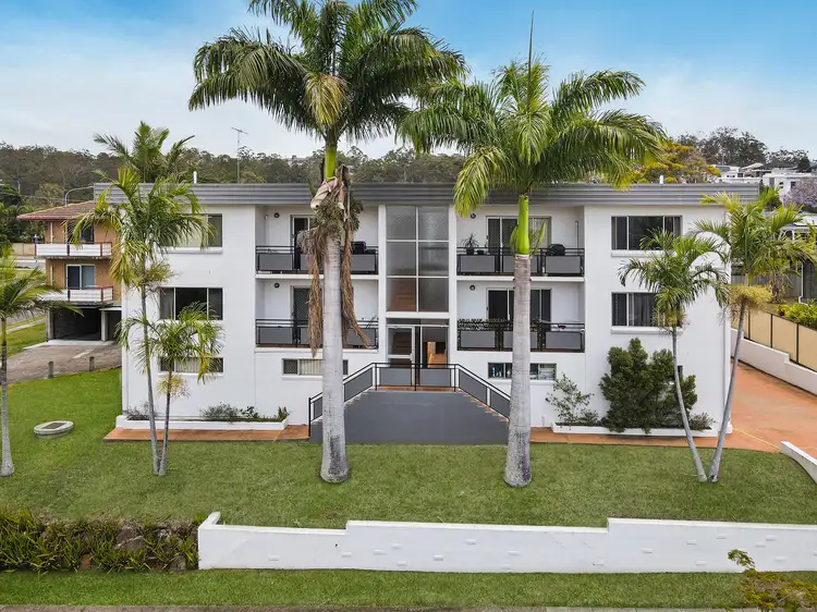 Main view of Homely apartment listing, 2/2 Honeysuckle Street, Mansfield QLD 4122