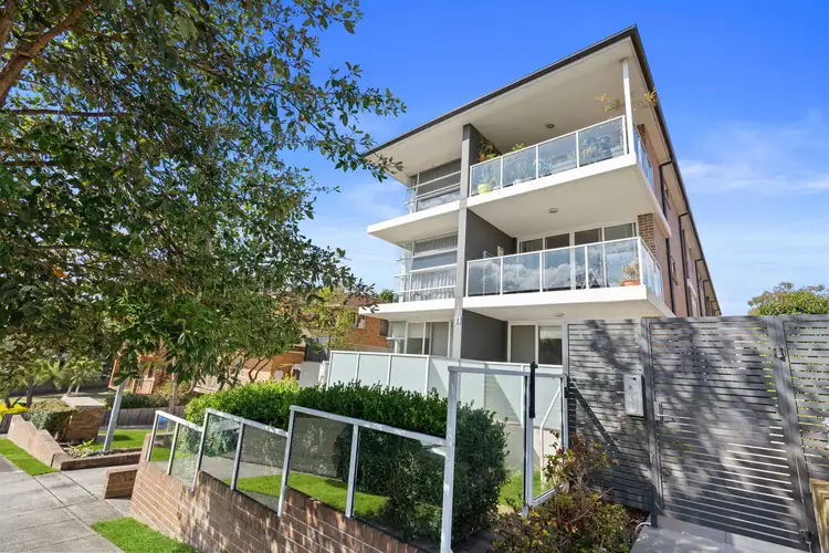2/11 Rome Street, Canterbury NSW 2193