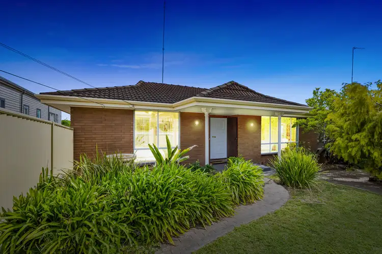 306 Chisholm Street, Black Hill VIC 3350