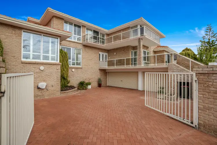 Second view of Homely house listing, 20 Vaucluse Place, Kallaroo WA 6025