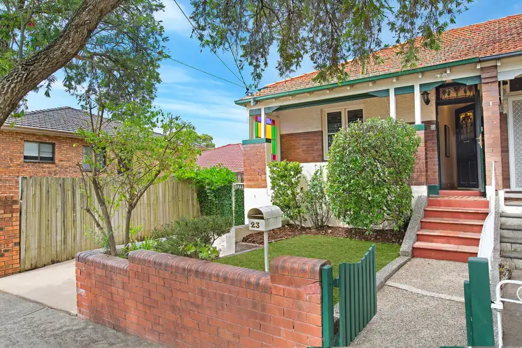 23 Wareemba Street