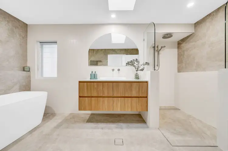 3 Acron Street, Elanora QLD 4221