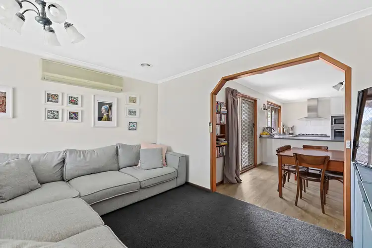 Fifth view of Homely house listing, 15 Helen Street, Drouin VIC 3818