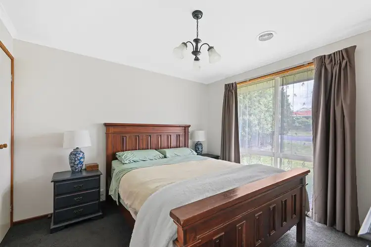 Sixth view of Homely house listing, 15 Helen Street, Drouin VIC 3818