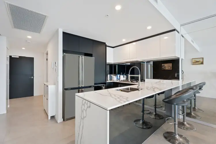 Fifth view of Homely apartment listing, 51109/5 Harbour Side Court, Biggera Waters QLD 4216