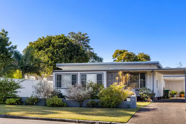 7 Nelson Street, Nelson Bay NSW 2315