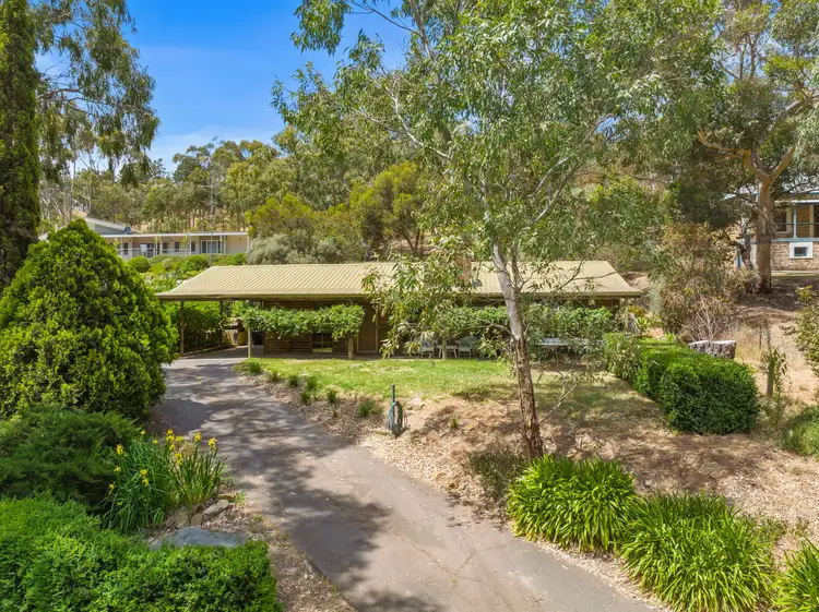 31 Warenda Road, Clare SA 5453