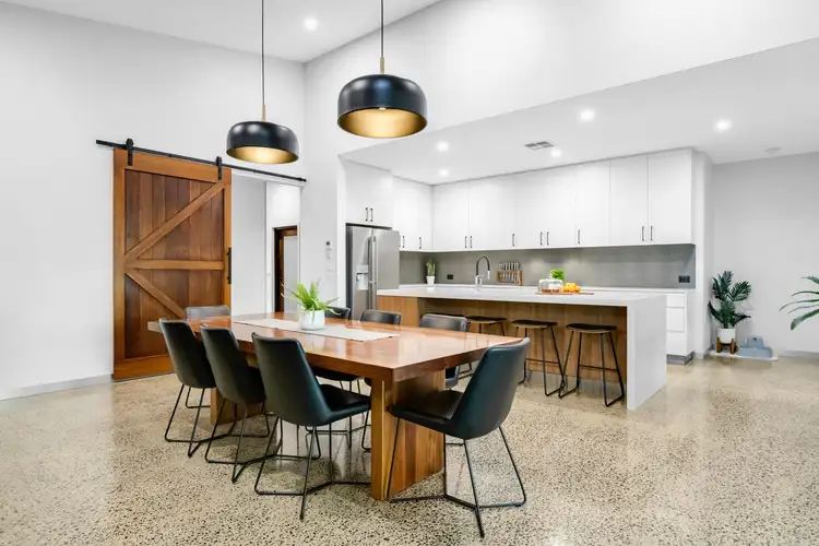 Sixth view of Homely house listing, 2 Eaton Court, Irymple VIC 3498