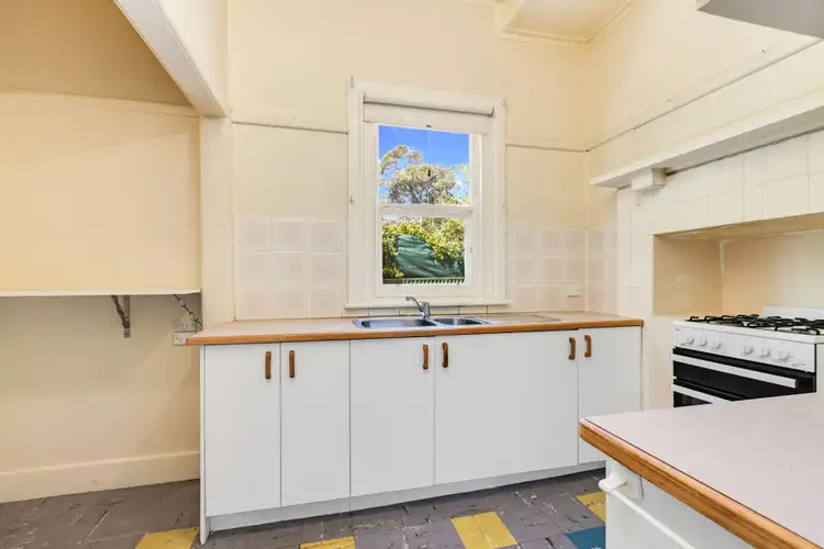 Fifth view of Homely house listing, 32 Fitzroy Avenue, Red Cliffs VIC 3496