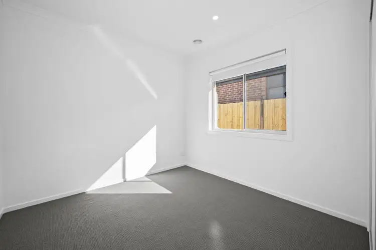 Seventh view of Homely house listing, 6 Helenic Drive, Greenvale VIC 3059