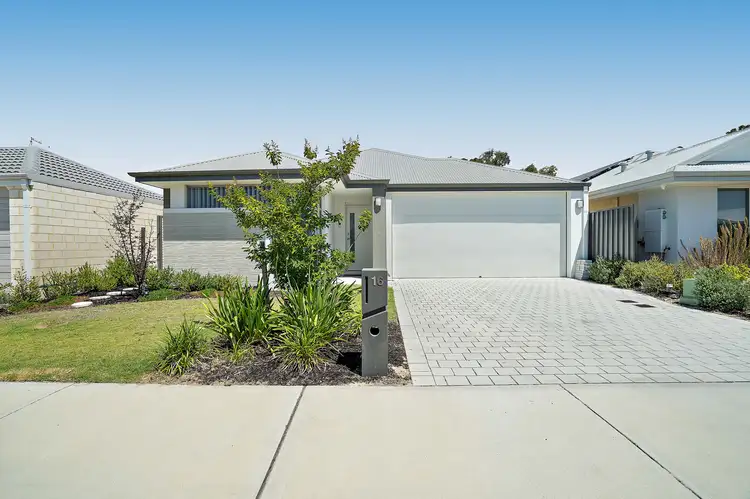 16 Lignum Street, Brabham WA 6055