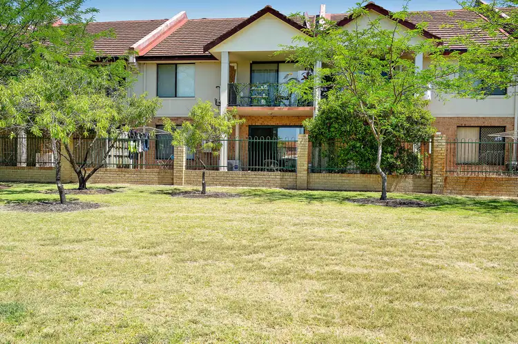 17/20 Gochean Avenue, Bentley WA 6102