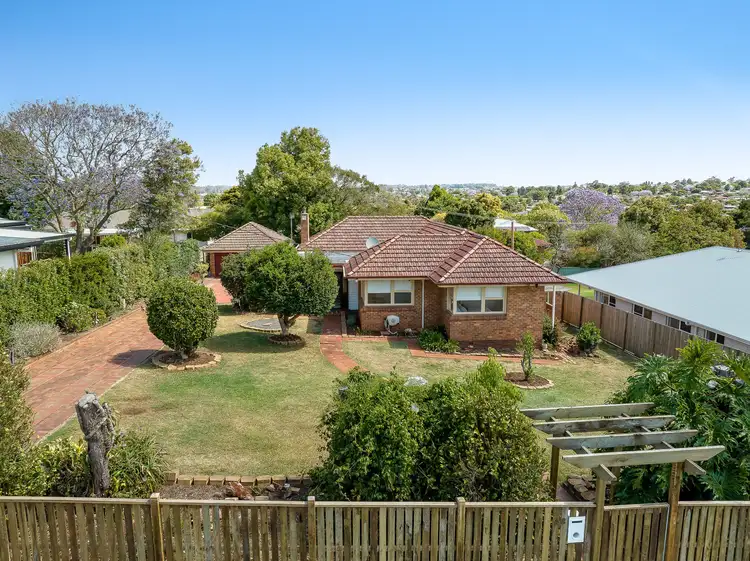 48 Long Street, Rangeville QLD 4350