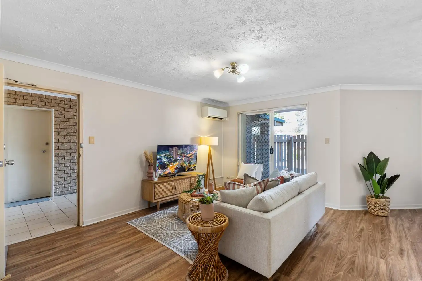 Main view of Homely unit listing, 1/54 Bower Street, Annerley QLD 4103
