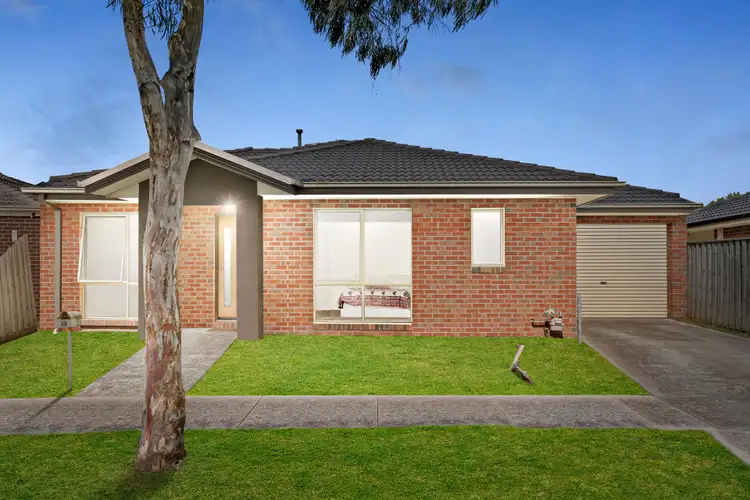 Main view of Homely house listing, 40 Banjo Circuit, Lynbrook VIC 3975