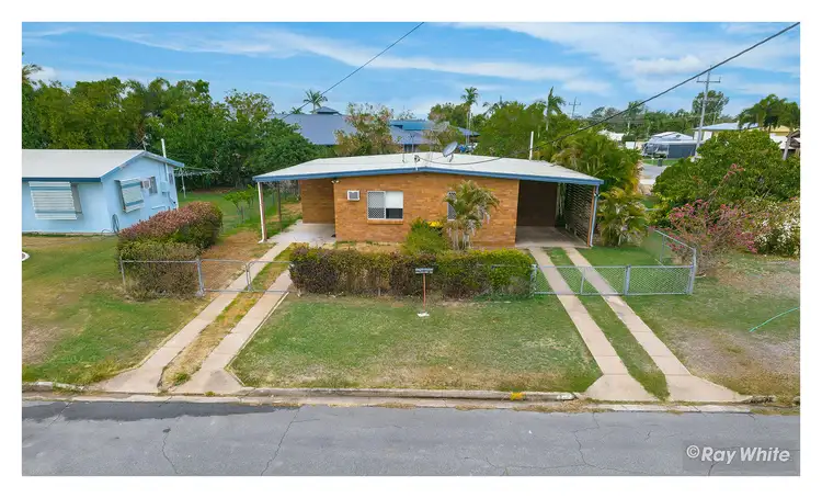 1/2 Blair Street, Kawana QLD 4701