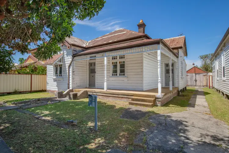 51 Everton Street, Hamilton NSW 2303