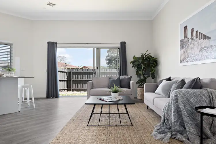 2/12 Golden Court, Frankston North VIC 3200