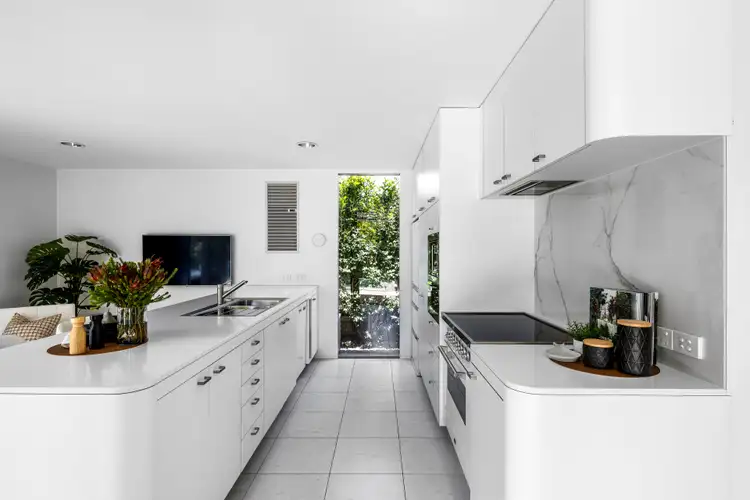 Sixth view of Homely house listing, 10 Marama Drive, Frankston South VIC 3199