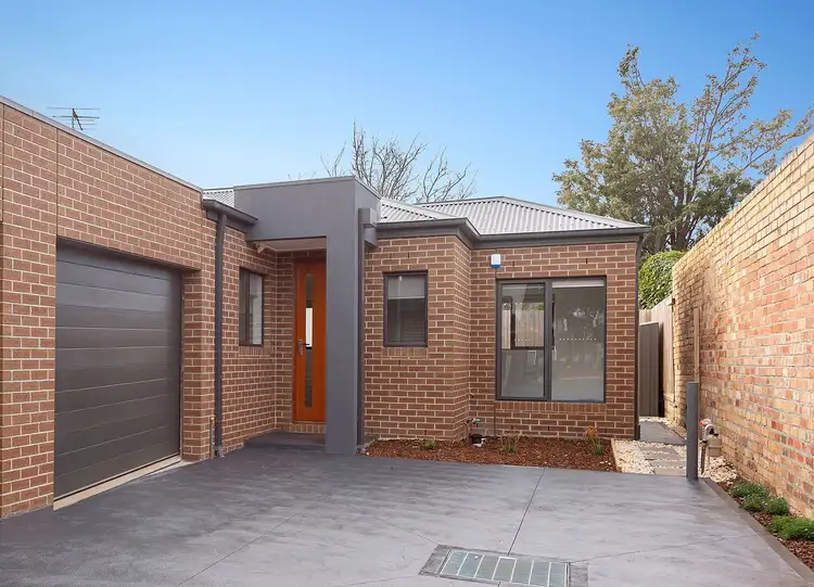 Main view of Homely house listing, 4/10 Cypress Avenue, Brooklyn VIC 3012
