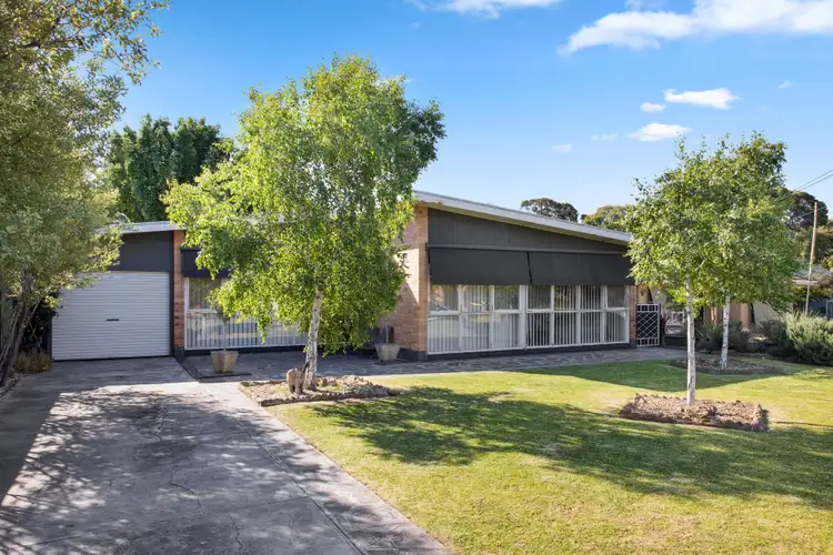 11 Alfred Street, Pooraka SA 5095
