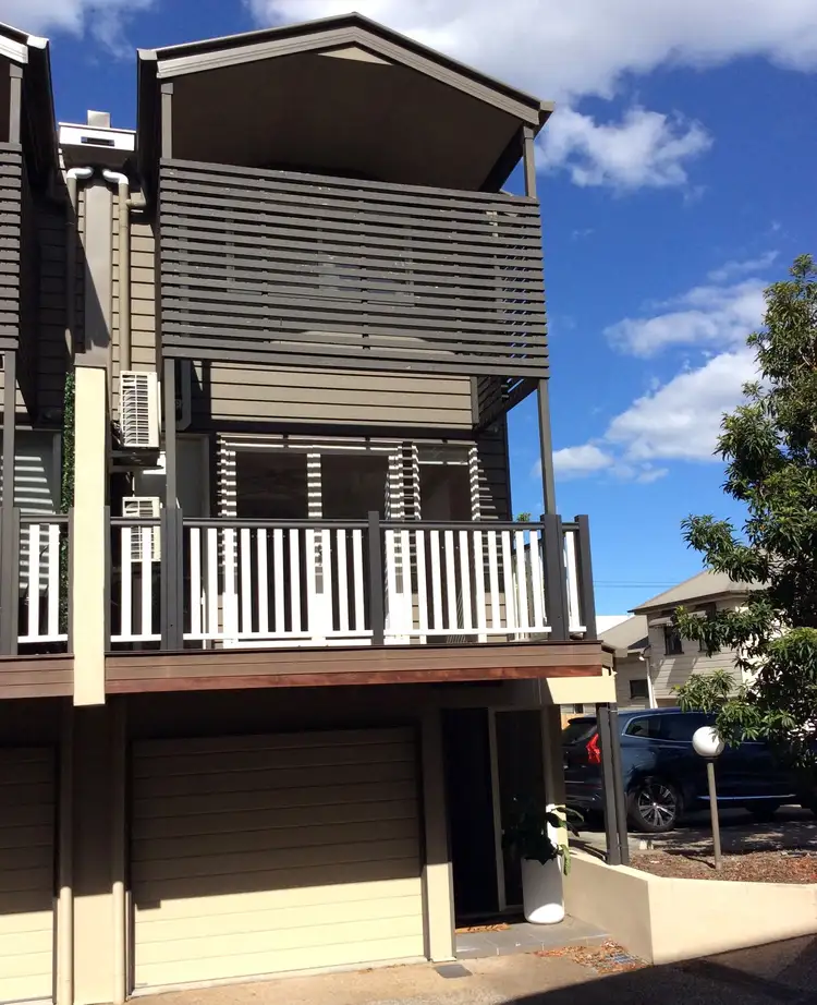 8/23 Elliott Street, Kangaroo Point QLD 4169