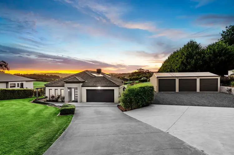 4 Elvian Road, Woori Yallock VIC 3139