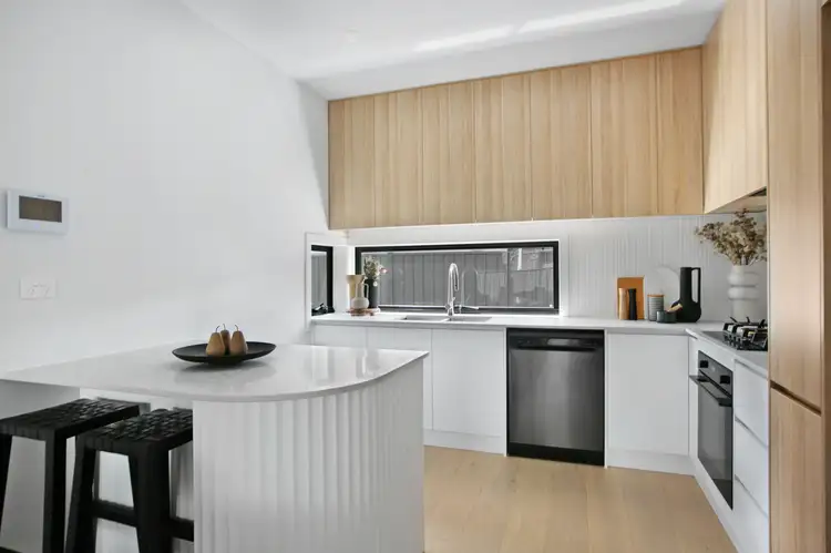 Third view of Homely townhouse listing, 2/7 Dumbarton Street, Reservoir VIC 3073